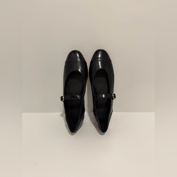 J. Crew Wing Tip Mary Jane Ballet Flats Black Spazzolato Leather size 9 CH271 - Picture 5 of 9